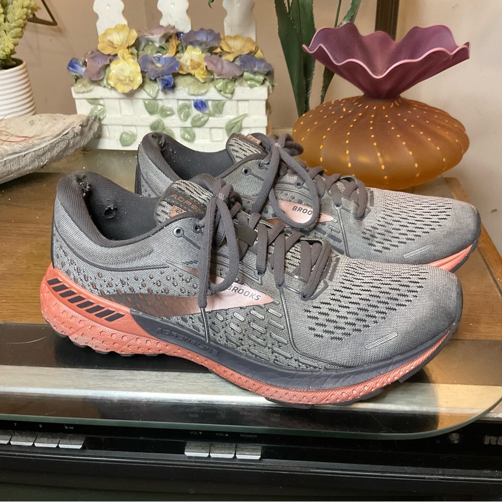 Brooks Gray and Coral Women's Athletic Running Shoes